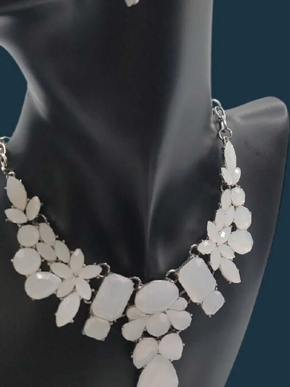 Charming Charlie White Opal Glass Statement Bib Necklace Earring Set Silvertone